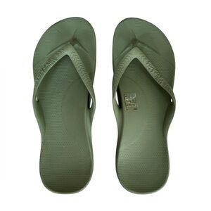 Archie’s Flip Flops Woman’s Size 6